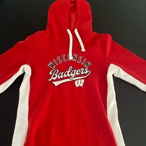 New Fanatics Wisconsin Badgers Sweatshirt